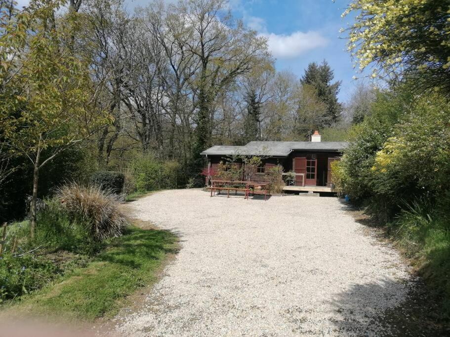 Lanvallay Chalet En Pleine Nature Au Bord D'Un Etang מראה חיצוני תמונה